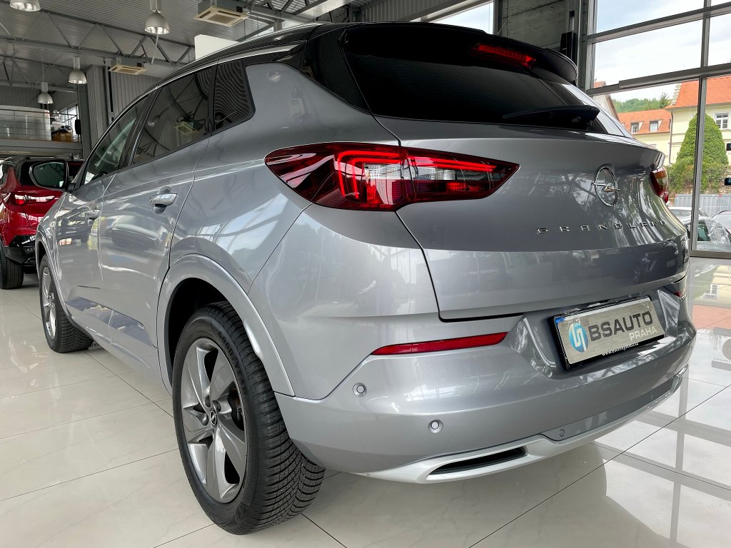 OPEL Grandland